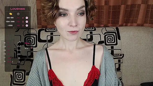 Snapshot of TinaWince chatting on November 2025 04:47:01 AM TinaWince online show from November 2025 04:47:01 AM