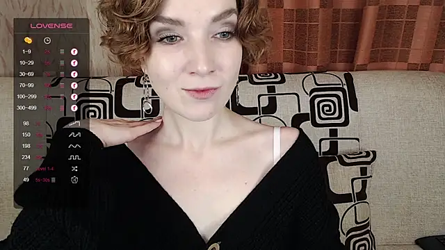 Snapshot of TinaWince chatting on November 2025 04:48:02 AM TinaWince online show from November 2025 04:48:02 AM