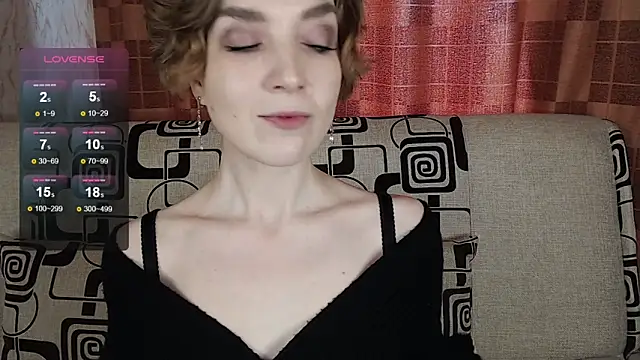 TinaWince online show from April 2026 05:01:02 AM