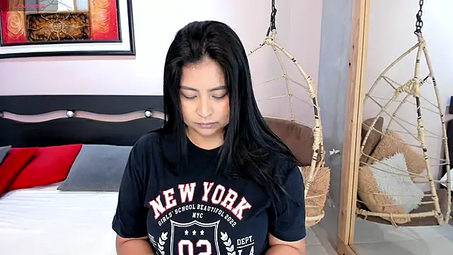  alaiasmile  online show from June 2026 05:30:02 PM