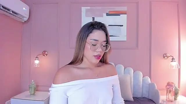 mara brooks online show from January 2025 06:43:02 PM