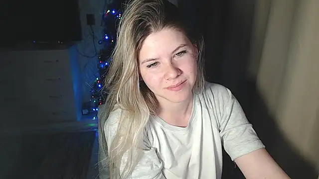 Snapshot of MelissaXKinky chatting on December 2024 06:01:02 PM MelissaXKinky online show from December 2024 06:01:02 PM
