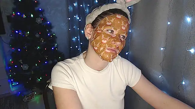 Snapshot of MelissaXKinky chatting on December 2024 07:43:01 PM MelissaXKinky online show from December 2024 07:43:01 PM