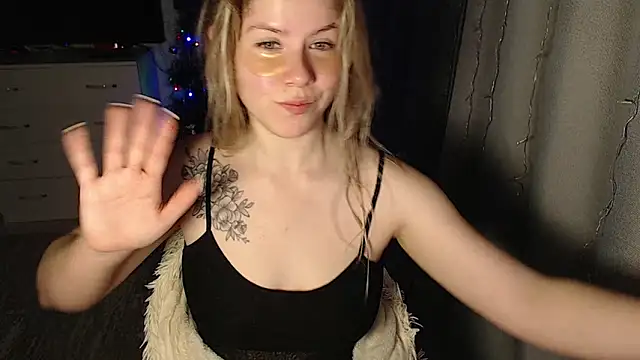 Snapshot of MelissaXKinky chatting on January 2025 08:04:02 PM MelissaXKinky online show from January 2025 08:04:02 PM