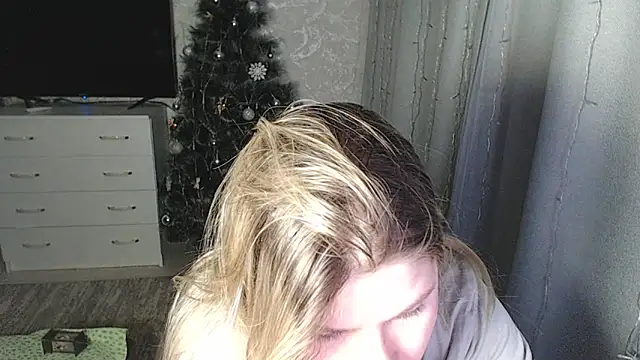 Snapshot of MelissaXKinky chatting on January 2025 07:23:01 PM MelissaXKinky online show from January 2025 07:23:01 PM