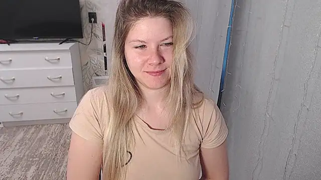 Snapshot of MelissaXKinky chatting on February 2025 02:44:02 AM MelissaXKinky online show from February 2025 02:44:02 AM