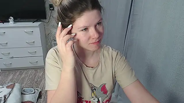 Snapshot of MelissaXKinky chatting on February 2025 02:14:01 AM MelissaXKinky online show from February 2025 02:14:01 AM