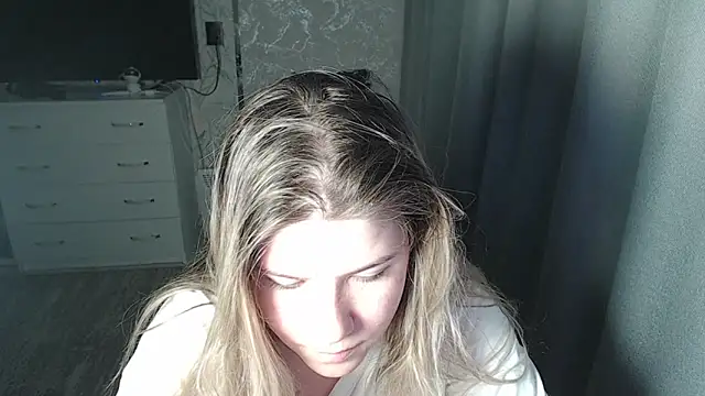 Snapshot of MelissaXKinky chatting on March 2025 07:14:02 PM MelissaXKinky online show from March 2025 07:14:02 PM