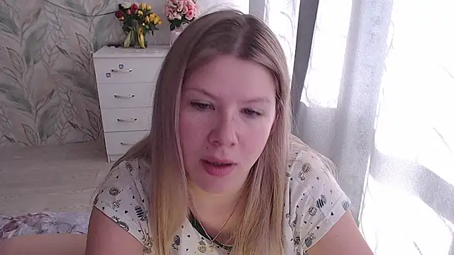 Snapshot of MelissaXKinky chatting on October 2025 06:50:02 AM MelissaXKinky online show from October 2025 06:50:02 AM