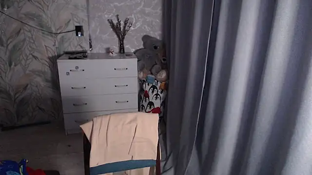 Snapshot of MelissaXKinky chatting on November 2025 09:24:02 PM MelissaXKinky online show from November 2025 09:24:02 PM