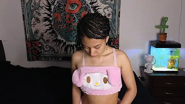 Snapshot of tony_and_sophia chatting on February 2026 11:06:02 AM tony and sophia online show from February 2026 11:06:02 AM