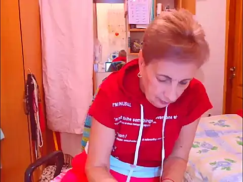 Snapshot of Victoria5643 chatting on September 2025 08:33:02 PM Victoria5643 online show from September 2025 08:33:02 PM