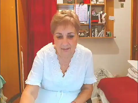 Snapshot of Victoria5643 chatting on November 2025 06:03:02 PM Victoria5643 online show from November 2025 06:03:02 PM