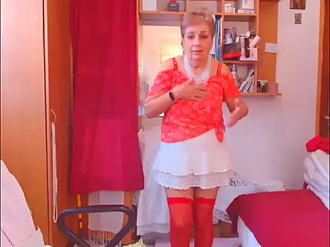 Snapshot of Victoria5643 chatting on November 2025 08:57:02 AM Victoria5643 online show from November 2025 08:57:02 AM