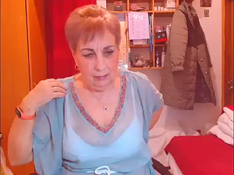 Snapshot of Victoria5643 chatting on November 2025 02:10:01 PM Victoria5643 online show from November 2025 02:10:01 PM