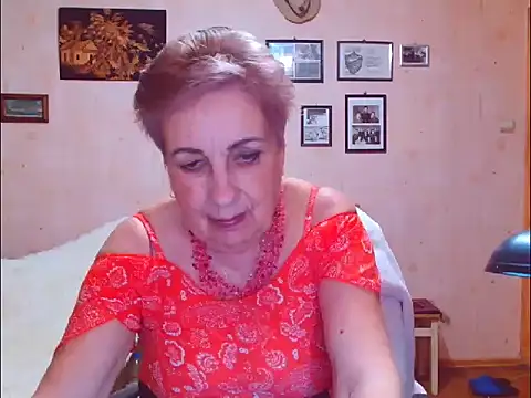Snapshot of Victoria5643 chatting on March 2026 06:19:02 PM Victoria5643 online show from March 2026 06:19:02 PM