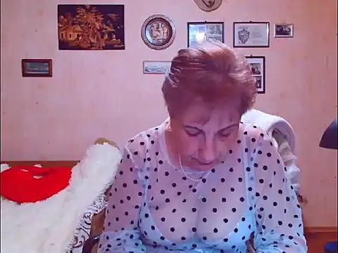 Snapshot of Victoria5643 chatting on April 2026 07:14:01 PM Victoria5643 online show from April 2026 07:14:01 PM