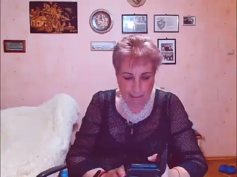 Snapshot of Victoria5643 chatting on April 2026 06:02:01 PM Victoria5643 online show from April 2026 06:02:01 PM