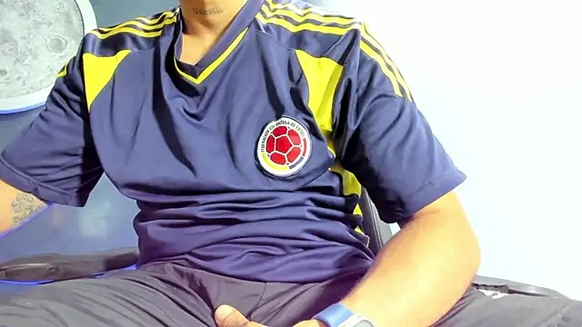 Snapshot of Bryan_Bronx chatting on January 2025 11:26:01 PM Bryan Bronx online show from January 2025 11:26:01 PM