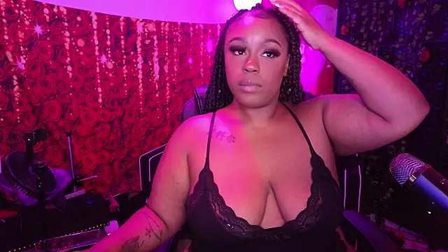 cheriserozequeen online show from May 2026 11:23:04 PM