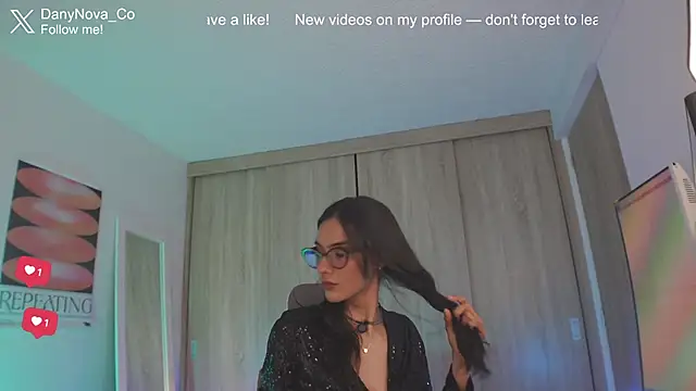 Snapshot of DanyNova_Co chatting on June 2026 09:04:01 PM DanyNova Co online show from June 2026 09:04:01 PM