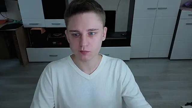 angryzan online show from November 2025 06:56:02 AM