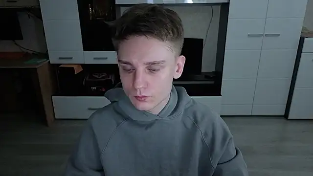 angryzan online show from February 2026 04:30:02 AM