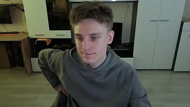 angryzan online show from March 2026 07:00:02 AM