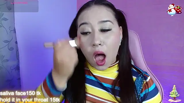 Snapshot of _hooly chatting on November 2025 12:16:02 PM hooly online show from November 2025 12:16:02 PM