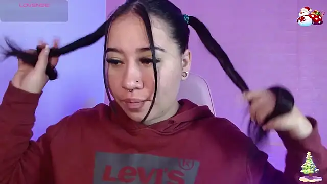 Snapshot of _hooly chatting on November 2025 12:52:01 PM hooly online show from November 2025 12:52:01 PM