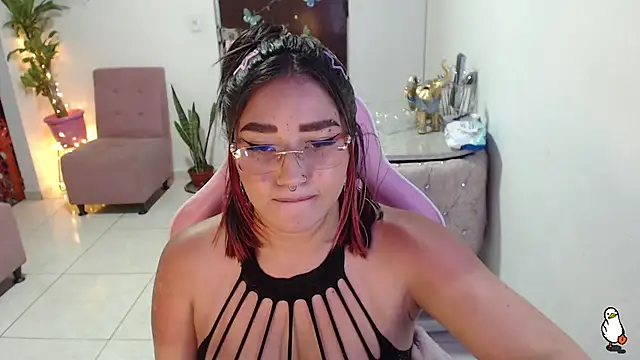 Snapshot of littleangel1_m chatting on January 2025 01:56:02 AM littleangel1 m online show from January 2025 01:56:02 AM