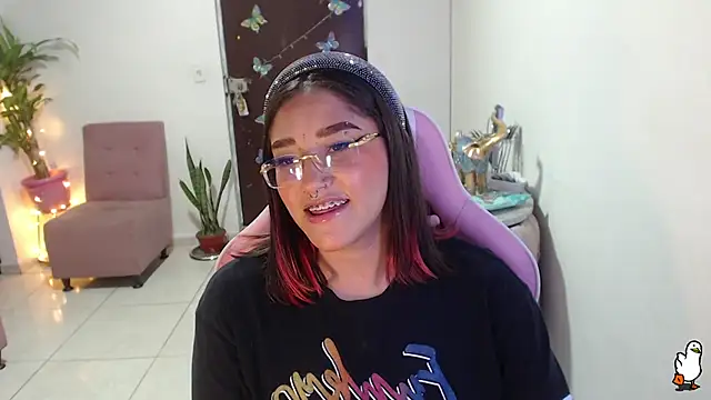 Snapshot of littleangel1_m chatting on February 2025 10:37:01 PM littleangel1 m online show from February 2025 10:37:01 PM