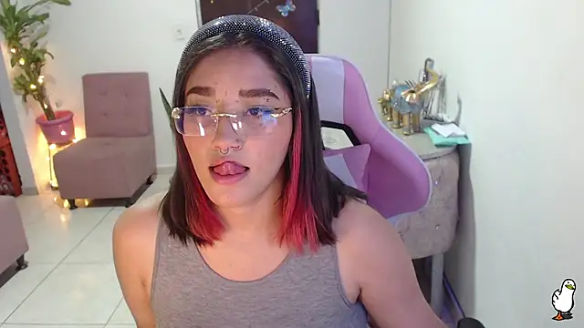 Snapshot of littleangel1_m chatting on February 2025 09:48:01 PM littleangel1 m online show from February 2025 09:48:01 PM