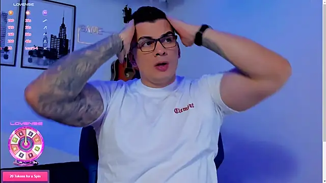 seancarreraa online show from March 2026 09:49:02 PM