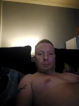 walker1979 online show from October 2025 12:13:01 AM