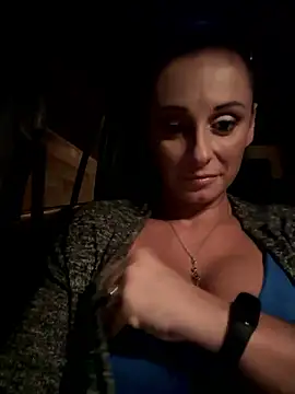 therealbeverlycious online show from December 2024 08:33:01 PM