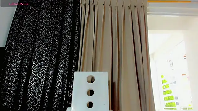 gennesisxx online show from April 2026 10:10:01 PM