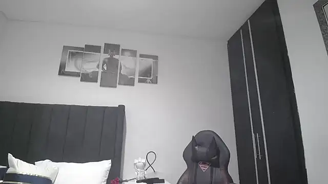 Snapshot of muscle_ares chatting on January 2025 11:43:02 AM muscle ares online show from January 2025 11:43:02 AM