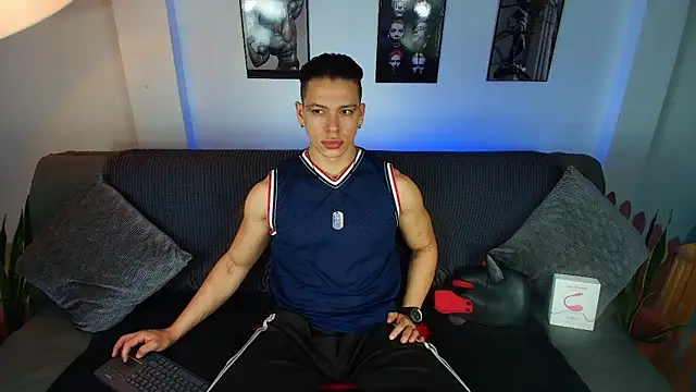 Snapshot of Baxter_Dex chatting on November 2025 11:04:02 PM Baxter Dex online show from November 2025 11:04:02 PM