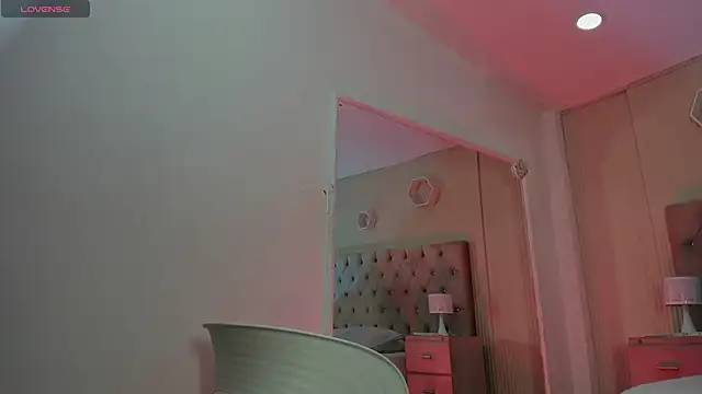 Snapshot of Agathaargent_ chatting on November 2025 04:24:02 AM Agathaargent online show from November 2025 04:24:02 AM