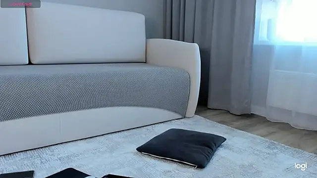 AmelinaLove online show from September 2025 01:31:02 AM