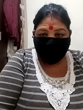 Snapshot of Shoni__ chatting on December 2024 08:05:02 PM Shoni online show from December 2024 08:05:02 PM