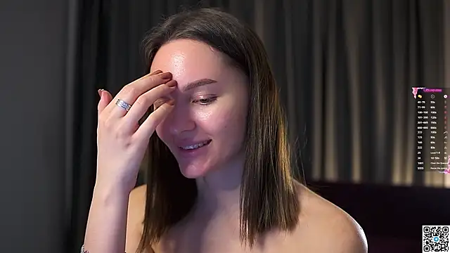 Snapshot of AnneKlint chatting on January 2025 08:18:02 AM AnneKlint online show from January 2025 08:18:02 AM