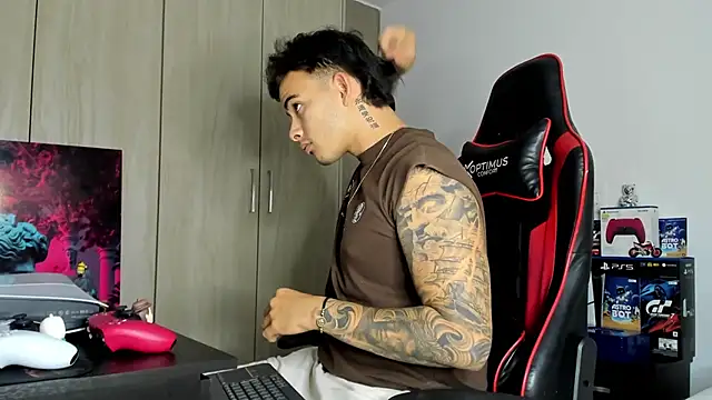 Snapshot of jacob_firexx chatting on October 2025 02:01:02 AM jacob firexx online show from October 2025 02:01:02 AM