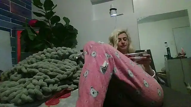 watermellonpussy online show from March 2026 10:07:01 PM