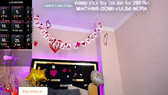 Snapshot of Moon_Water__ chatting on March 2025 05:38:02 PM Moon Water online show from March 2025 05:38:02 PM