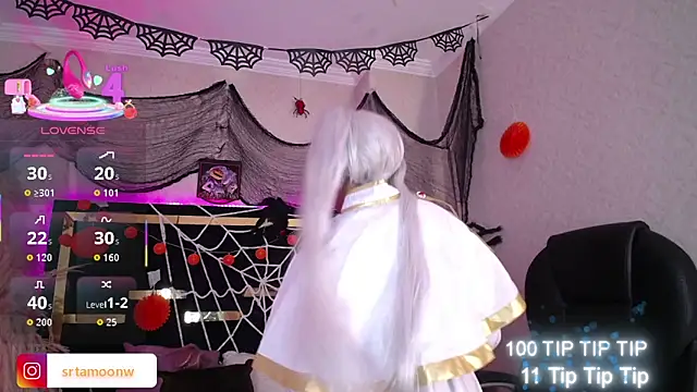 Snapshot of Moon_Water__ chatting on October 2025 10:06:01 AM Moon Water online show from October 2025 10:06:01 AM