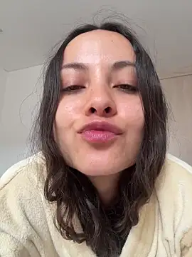 Snapshot of Megan_Rodrigo chatting on May 2026 02:45:01 PM Megan Rodrigo online show from May 2026 02:45:01 PM