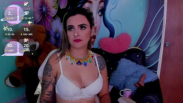 Snapshot of mia_bigtits17 chatting on May 2026 09:42:02 PM mia bigtits17 online show from May 2026 09:42:02 PM
