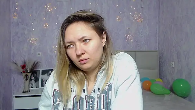 SallyVerda online show from January 2025 06:32:02 PM